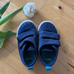 Native best sale velcro shoes